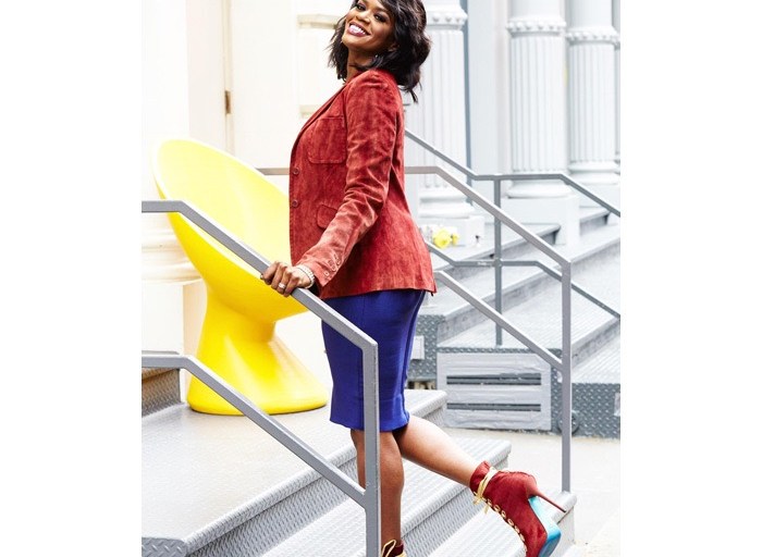 Tracee Ellis Ross Is Taking Stella Hues to the AMAs