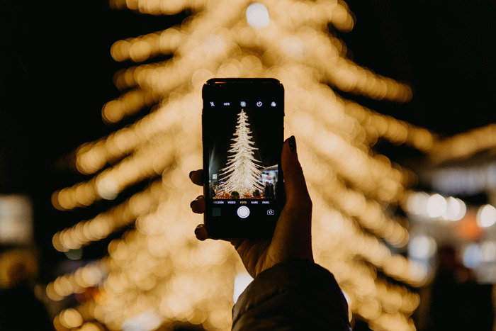 UPTOWN Wants to Know What is Your Favorite Holiday Family Tradition