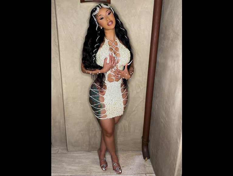Heard on the Street: Cardi B Defends Soon-To-Be Ex-Husband Offset