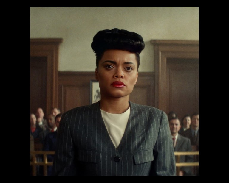 Heard on the Street: Andra Day Accepts Black Women Film Network Award