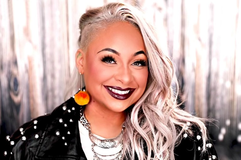 Raven-Symoné Is Starring in a ‘What Not to Wear’-Style HGTV Pilot