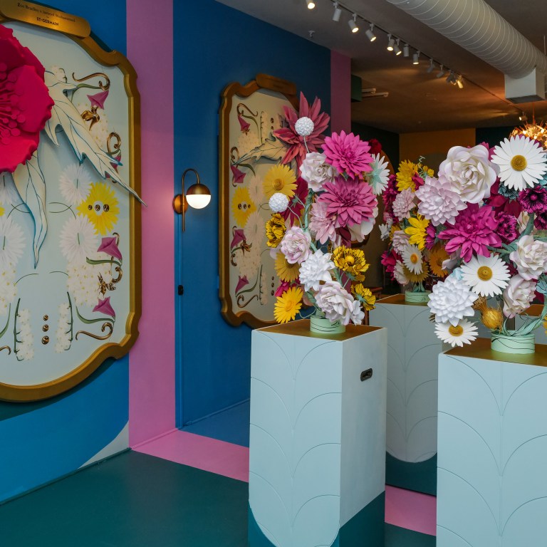 Fleuriste St-Germain Is a (Paper) Floral Wonderland