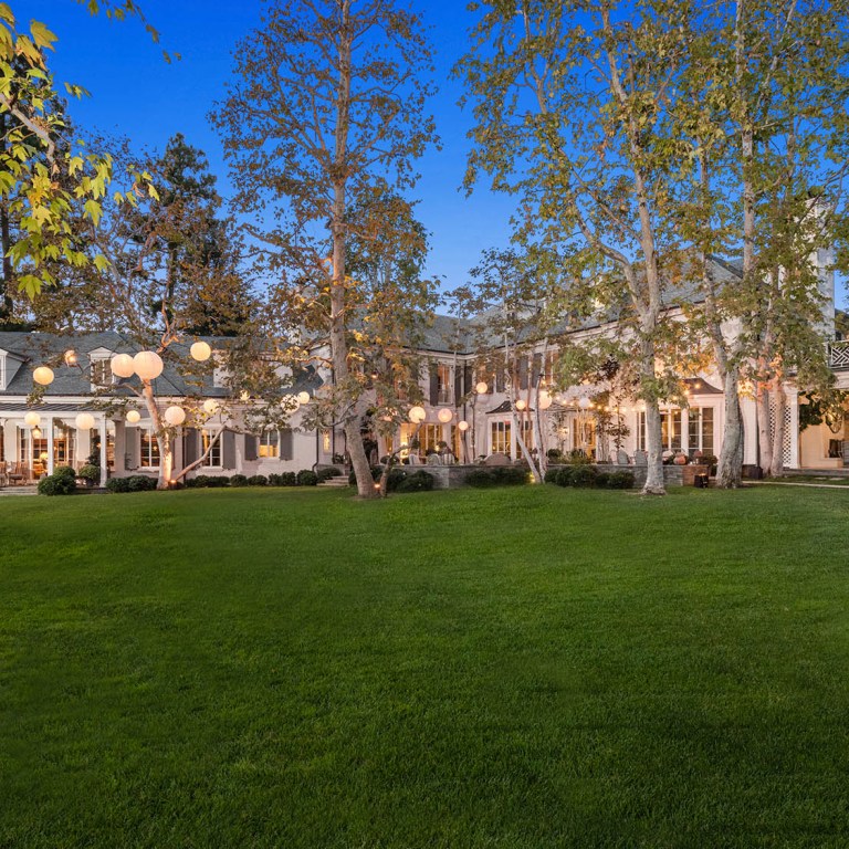 Go Inside: Rihanna, Beyoncé, and Drake Make New Real Estate Deals