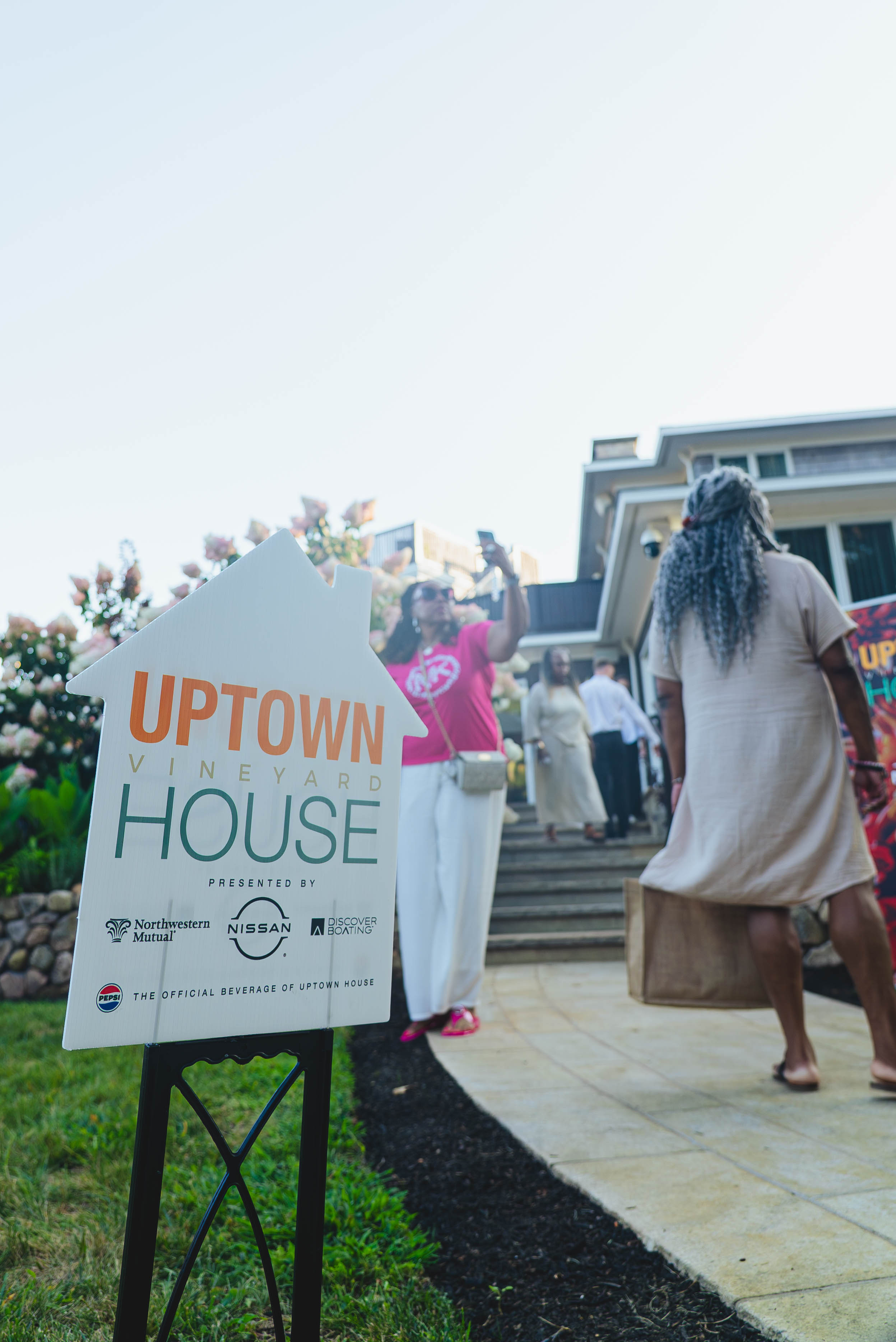 Uptown Party Monday 14