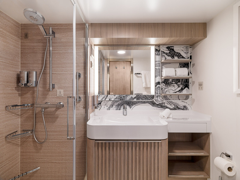 Norwegian Aqua staterooms