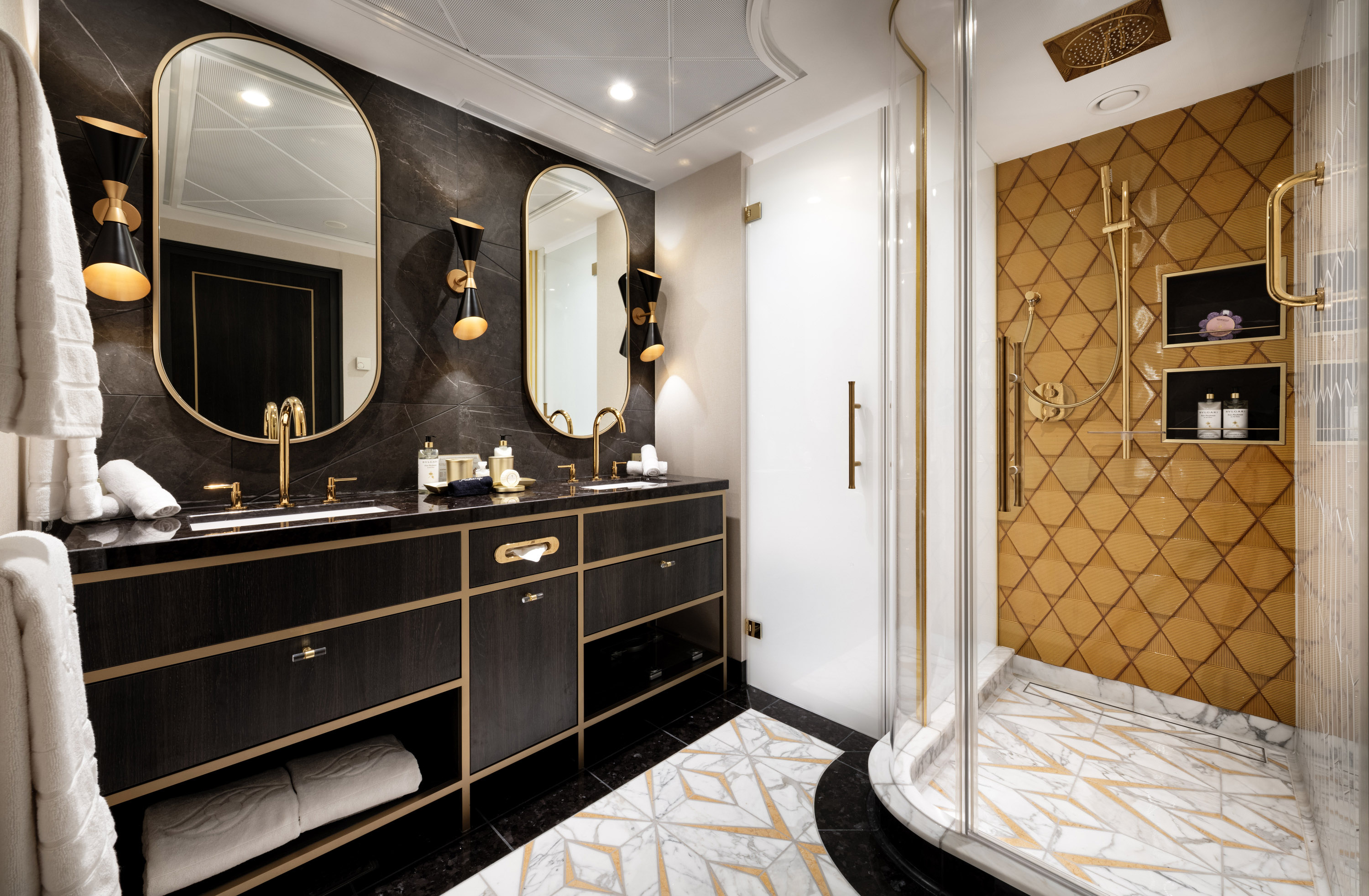 UPTOWN Disney Destiny13