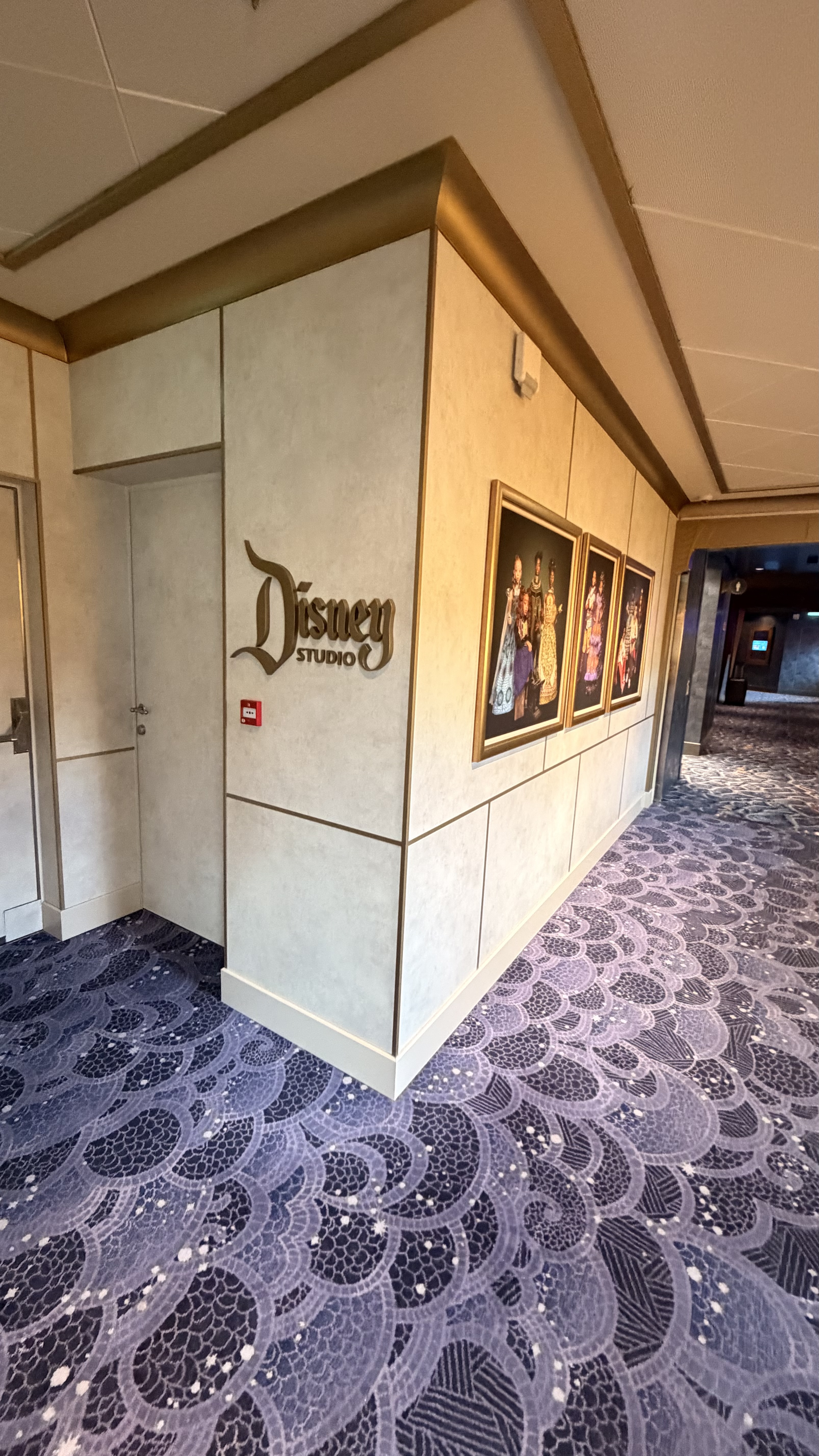 UPTOWN Disney Destiny4