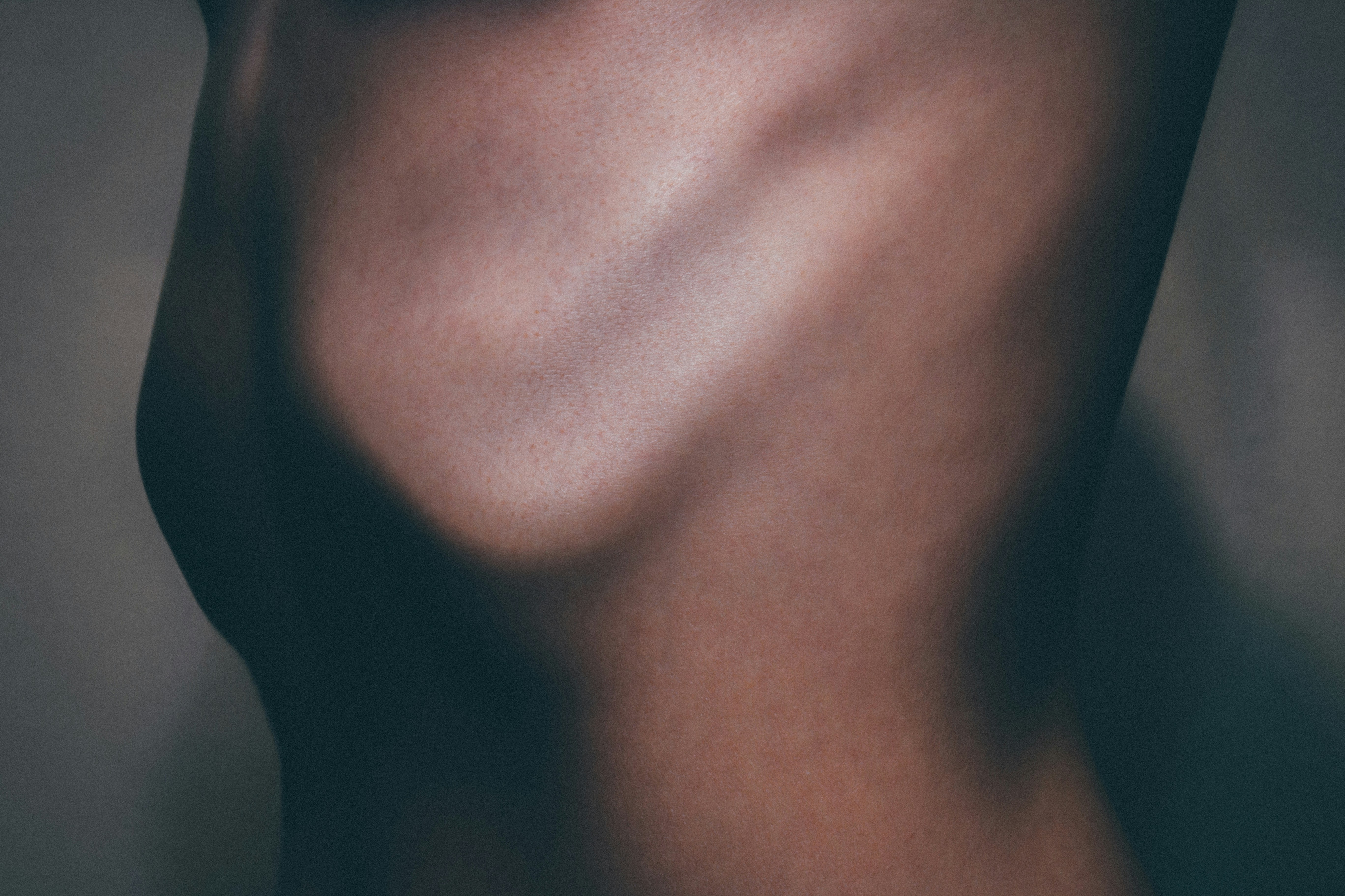 UPTOWN Female Abdomen Alex Stolarczyk Unsplash